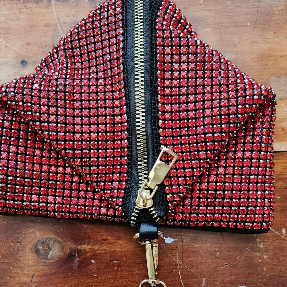 Triangular Red Rhinestone Evening Bag with Zipper - Picture 3 of 16